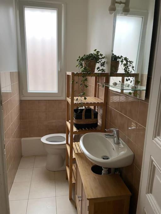 Tiny Paradise - 2 Bedrooms Apartment Montigny-sur-Loing Luaran gambar